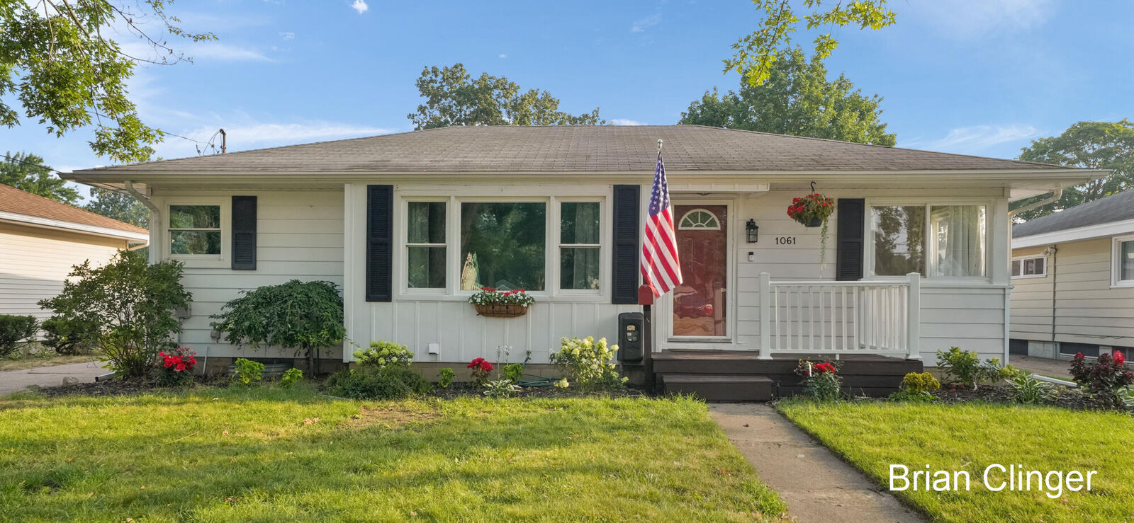 Property Photo: 1061 Den Hertog Street SW MI 49509