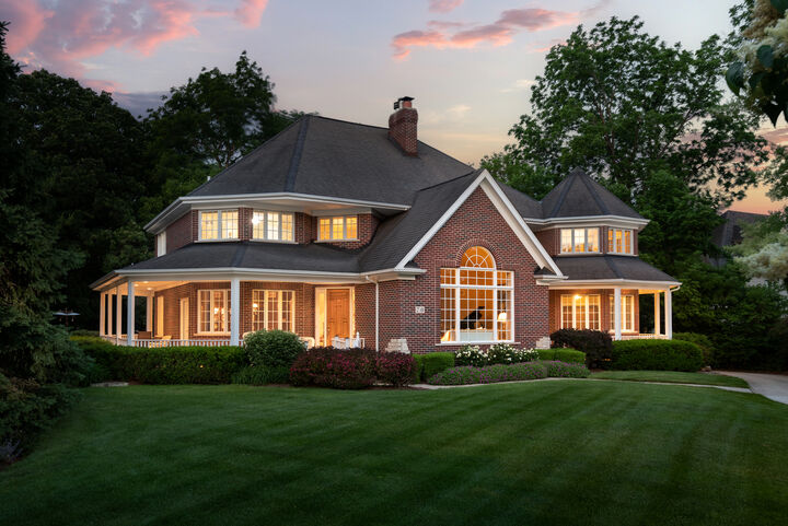 Property Photo: 70 Forest Avenue IL 60540