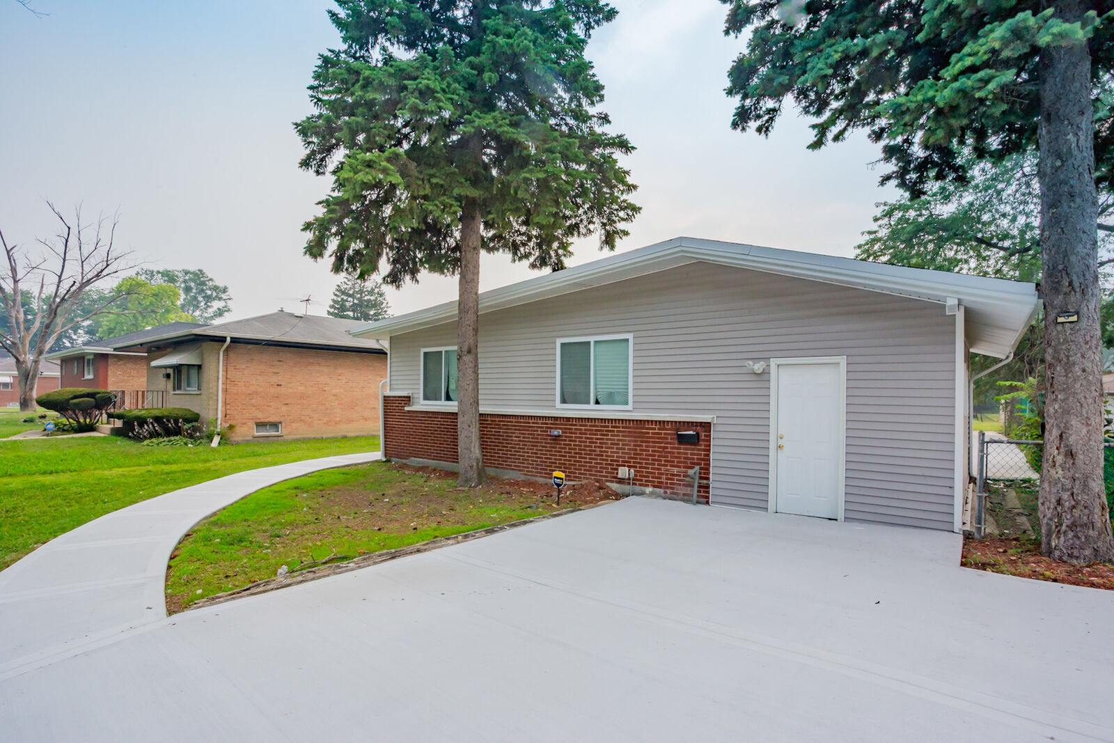 Property Photo: 14448 Peoria Street IL 60426