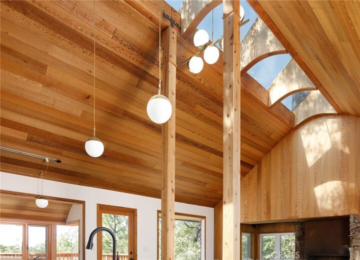 Property Photo:  1384 Golden Rule  CA 92352 