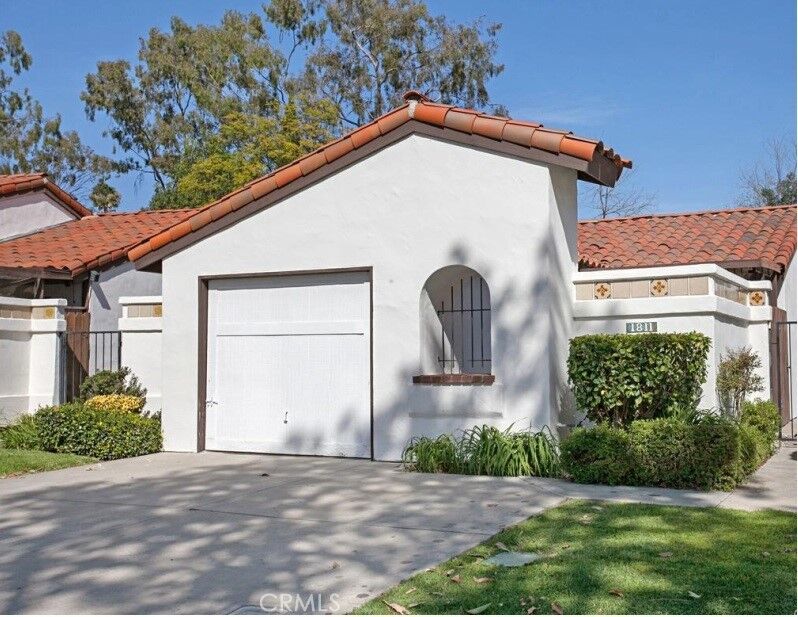 Property Photo:  1811 Woodbrook Lane  CA 92028 