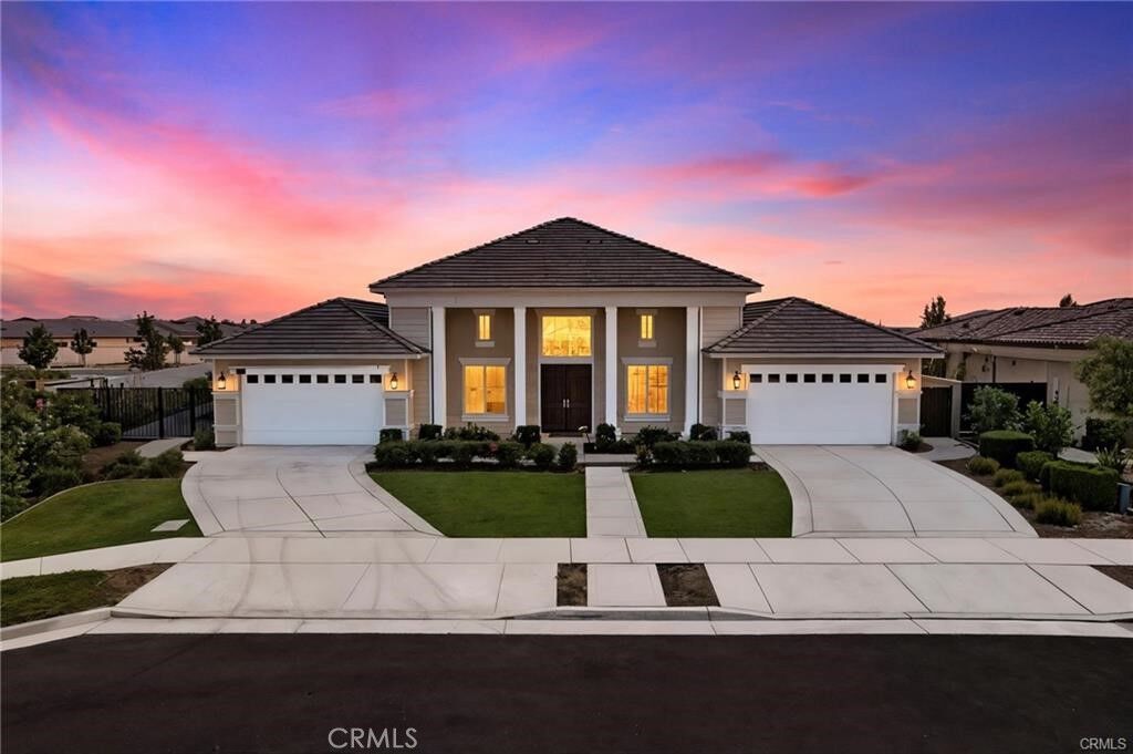 Property Photo:  12303 Hemmerling Lane  CA 93311 