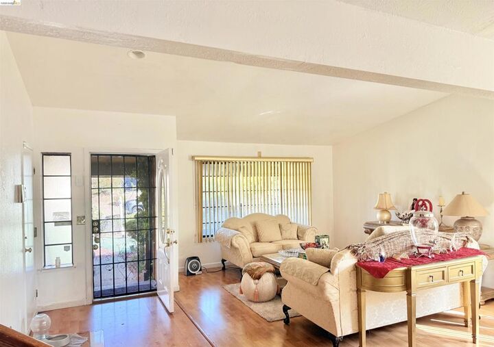 Property Photo:  133 Meadowlark Way  CA 94547 