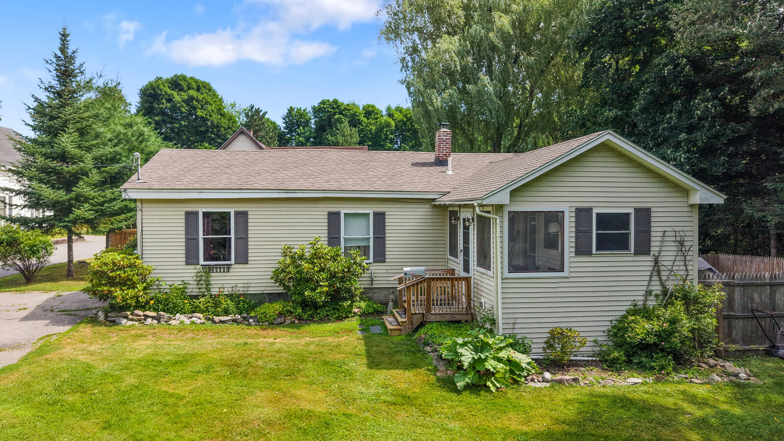Property Photo:  6 Rooney Street  ME 04412 