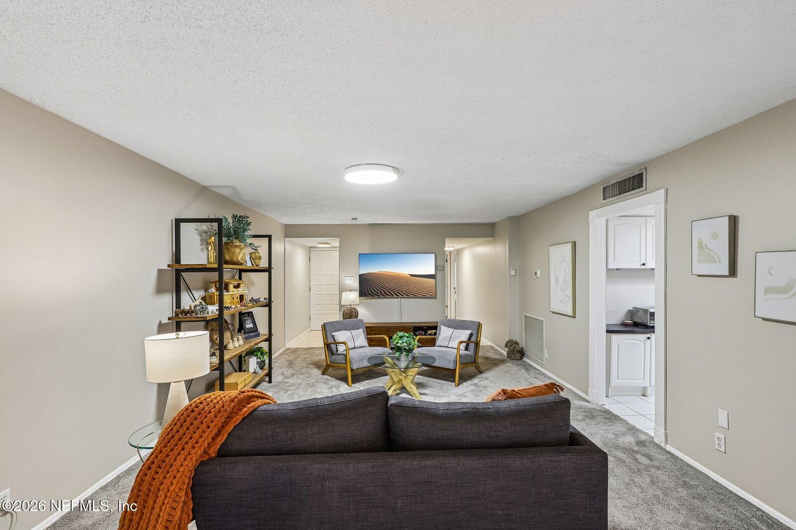 Property Photo:  8719 Como Lake Drive 8719  FL 32256 