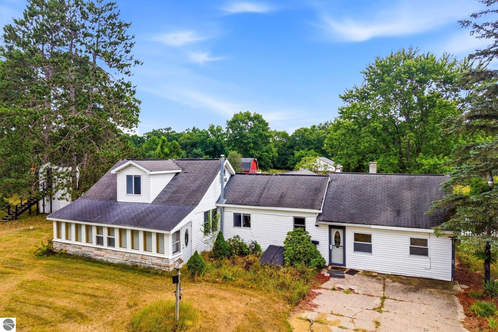 Property Photo: 14160 New Millpond Road MI 49307