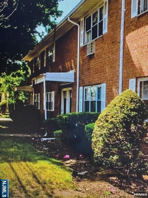 Property Photo:  9 Victor Street 24  NJ 07644 