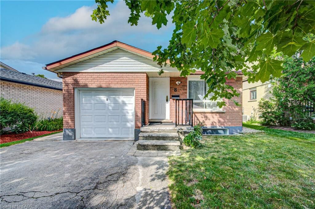 Property Photo: 8 Pamela Place ON N1H 8C9