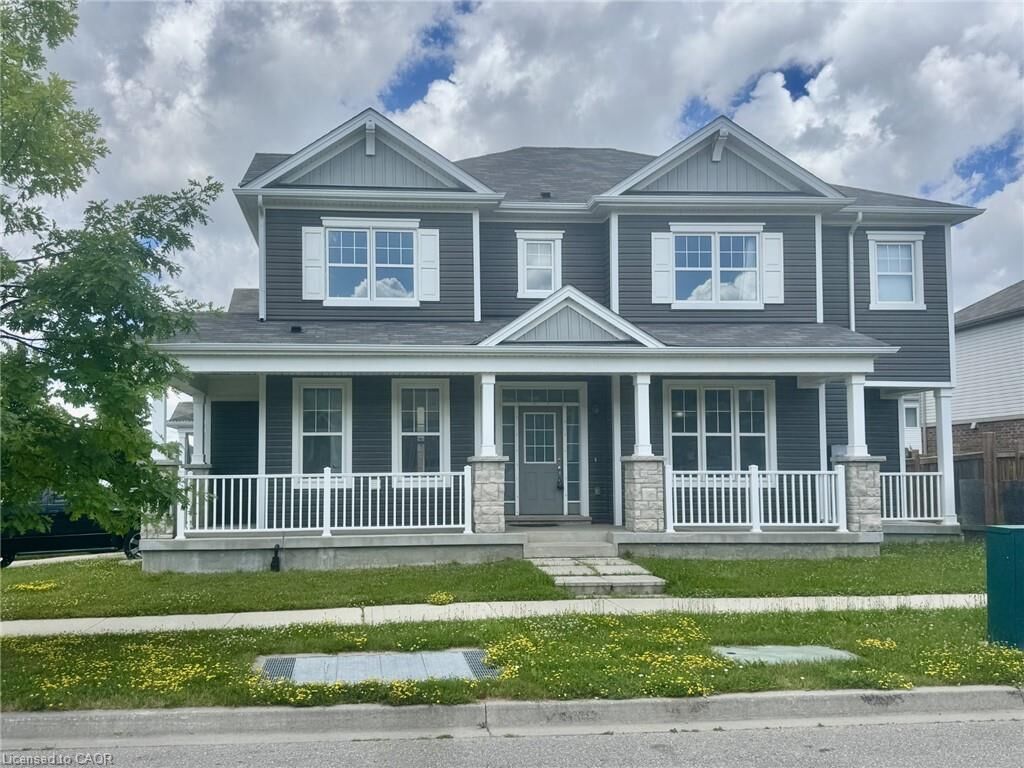 Property Photo:  2 Blue Oak Street  ON N2R 0K4 