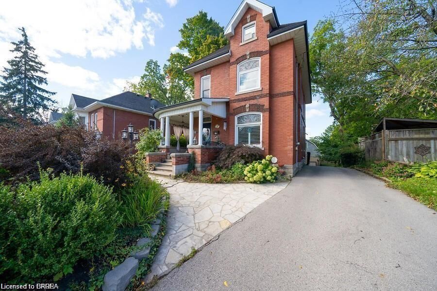 Property Photo: