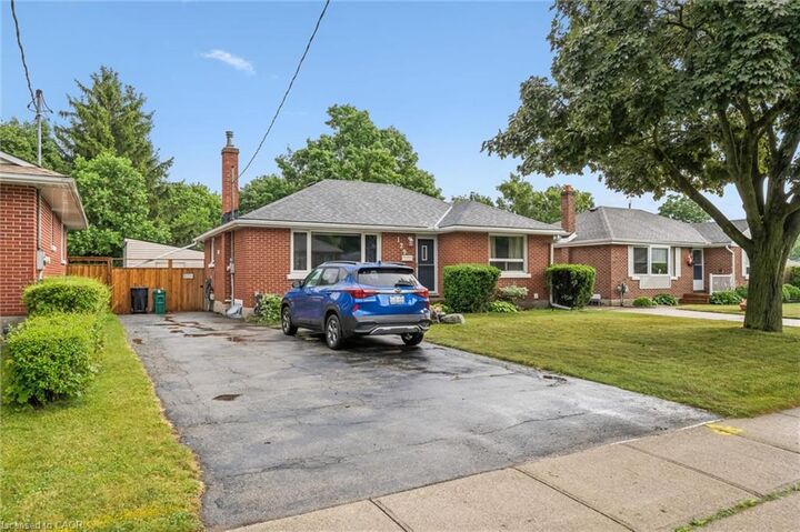 Property Photo: 129 Stewart Avenue ON N1R 2V5