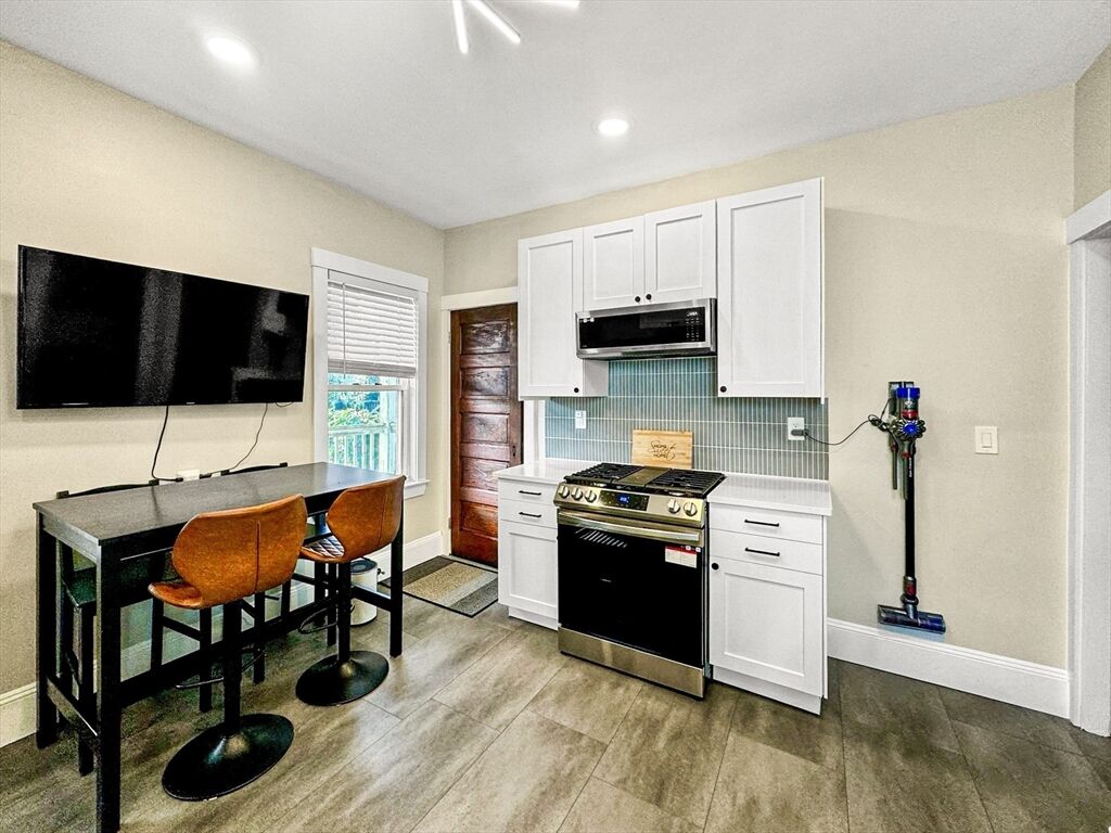 Property Photo:  56 Dorset St 1  MA 02125 
