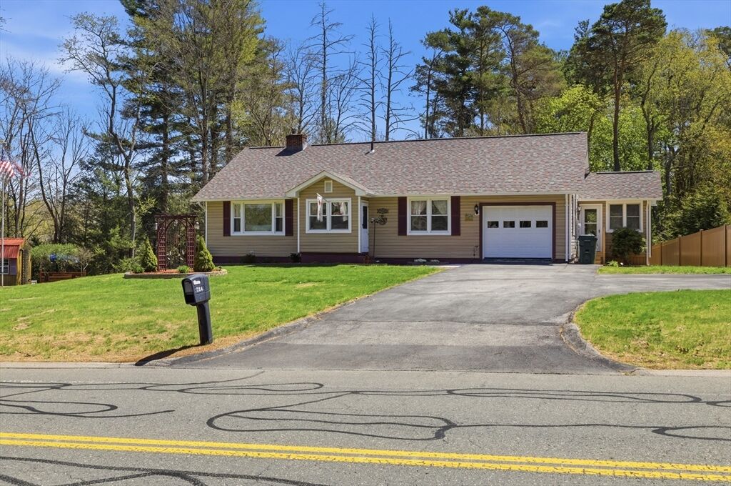 Property Photo:  284 N Woodstock Rd  MA 01550 