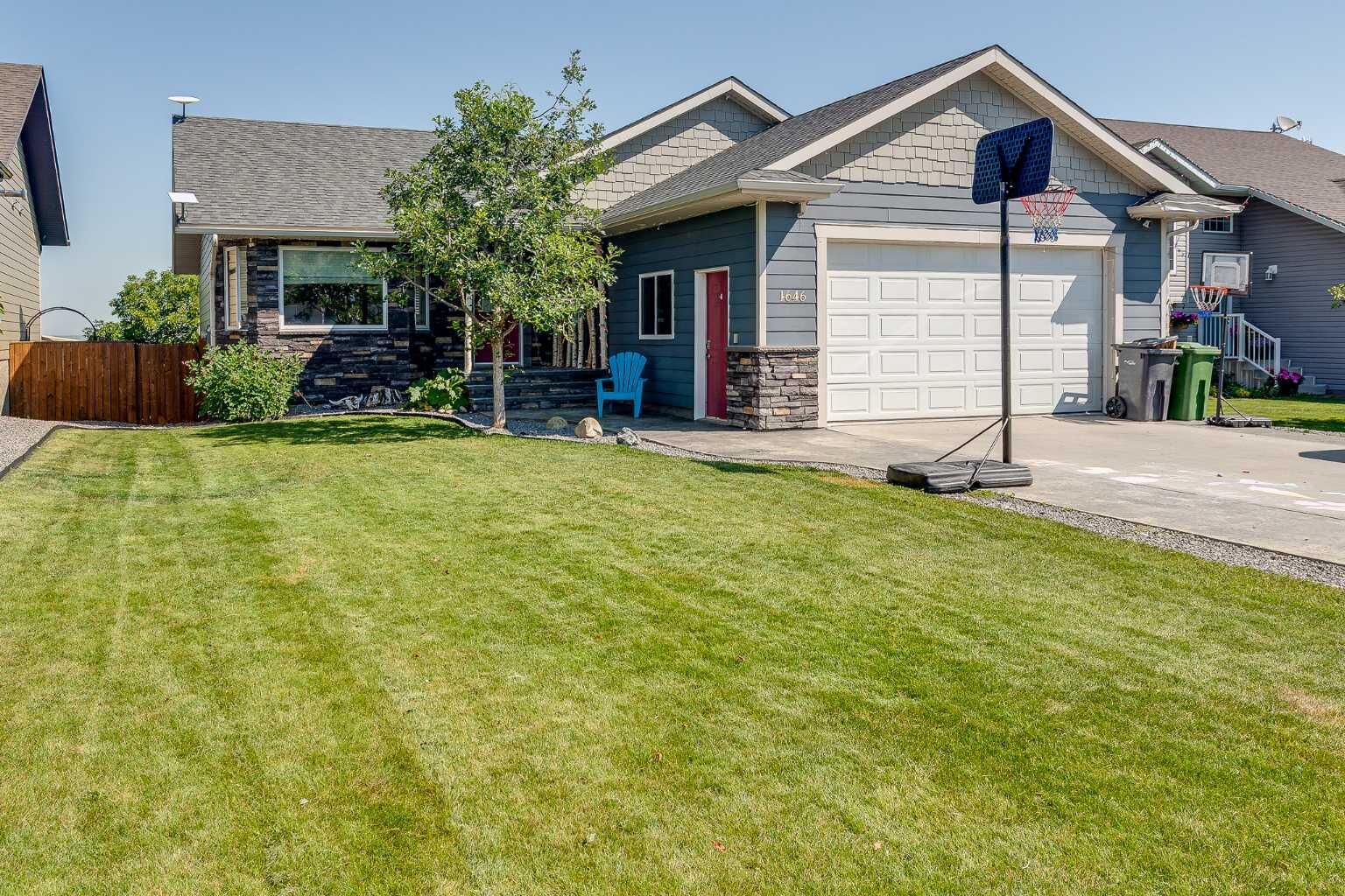 Property Photo:  4646 58 Avenue  AB T0C 2J0 