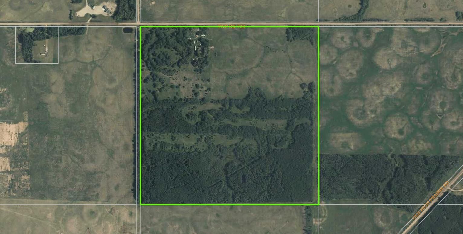 Property Photo:  21369 Township Road 720  AB T0H 3N0 