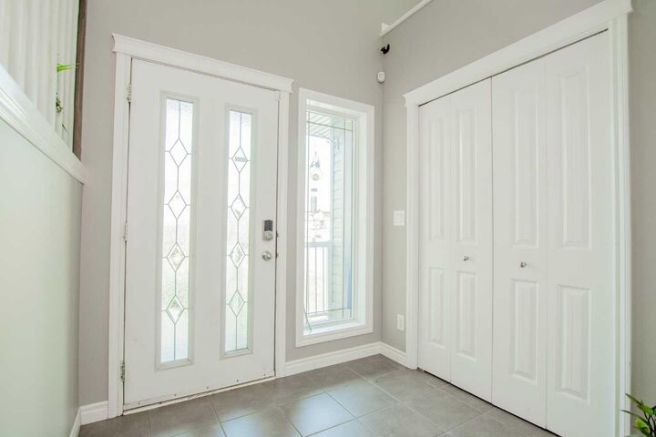 Property Photo: 83 Pinnacle Lake Drive AB T8W 0A9