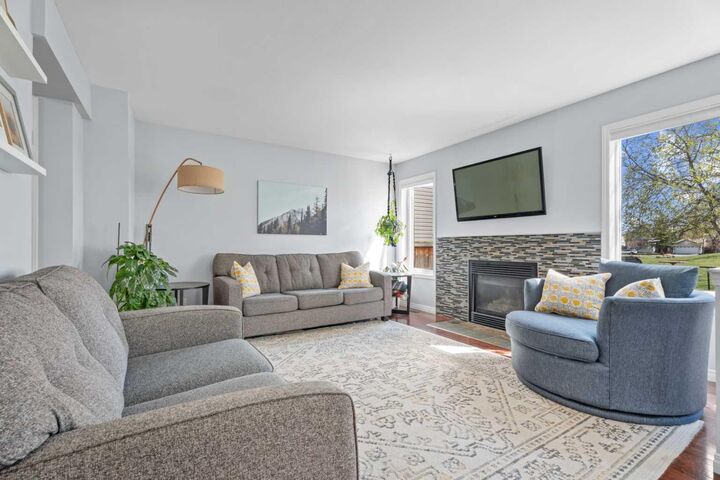 31 Mt Aberdeen Grove SE — photo 1