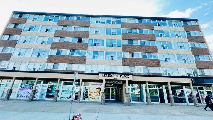 4820 47 Avenue 405 — photo 1