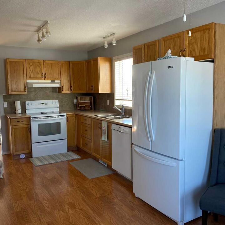 Property Photo: 8854 106 Avenue AB T8X 1L3