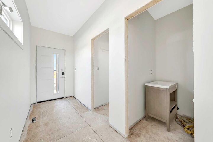Property Photo:  6906 35 Street  AB T9V 2Z4 