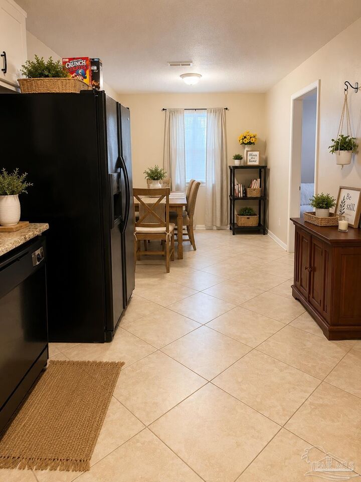 Property Photo:  170 Overlook Dr  FL 32503 