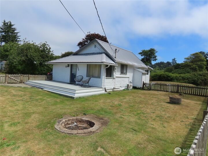 Property Photo: 1664 Schmid Road WA 98547