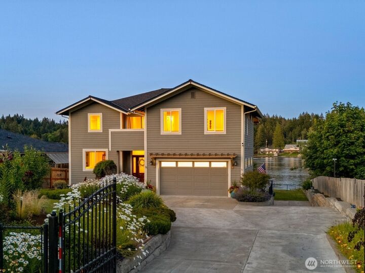Property Photo:  31 SE Skookum View Drive  WA 98584 