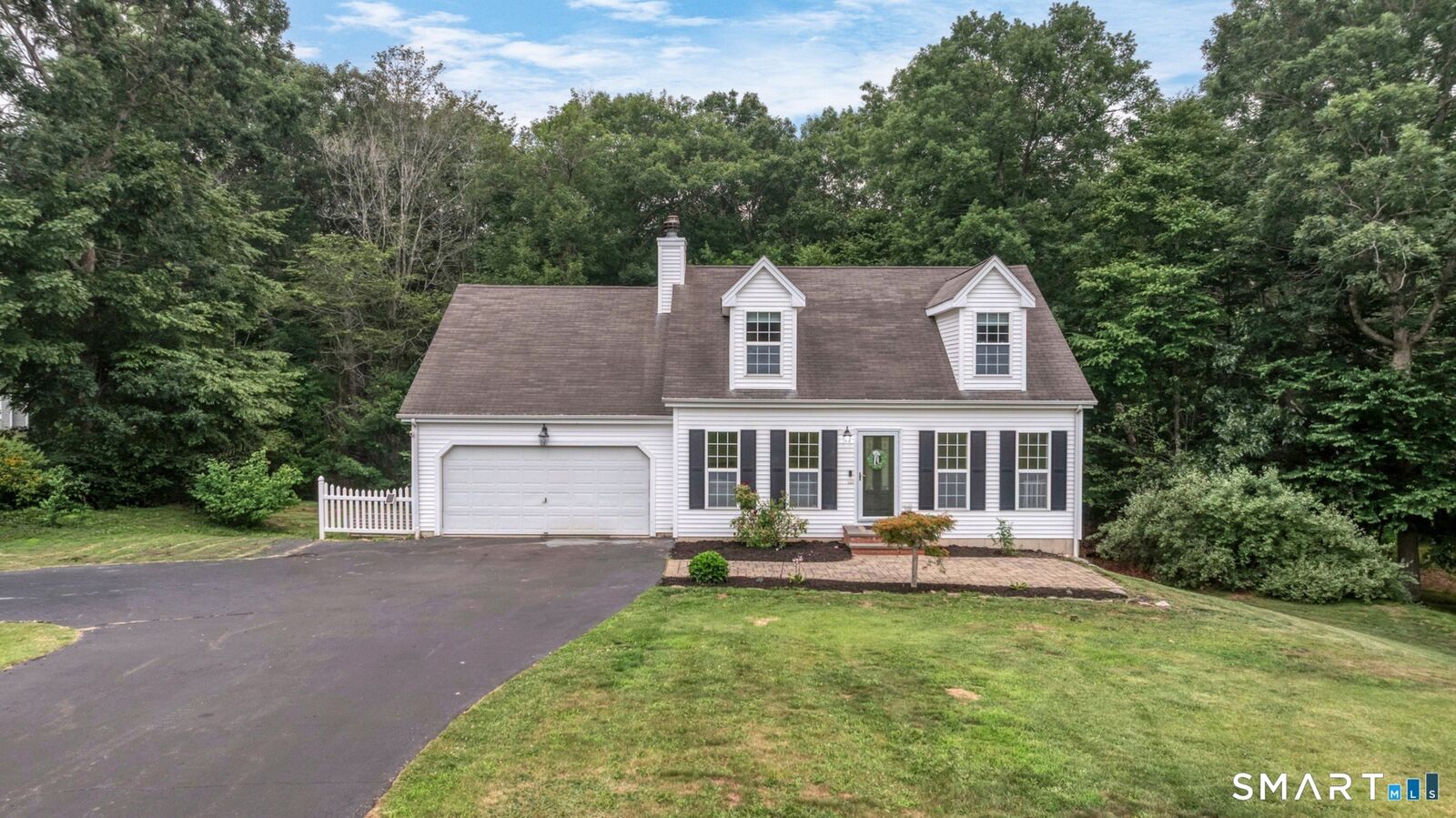 Property Photo:  13 Captain Amos Stanton Drive  CT 06339 