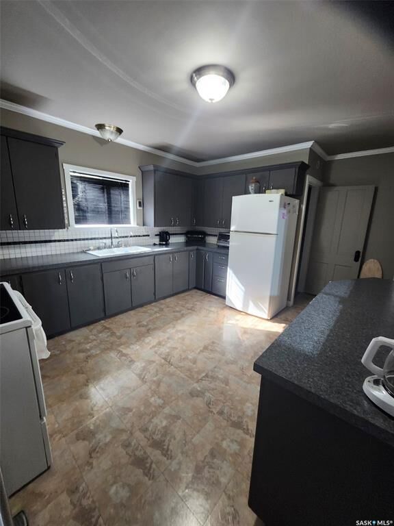 Property Photo: 211 Banner Street SK S0N 1X0