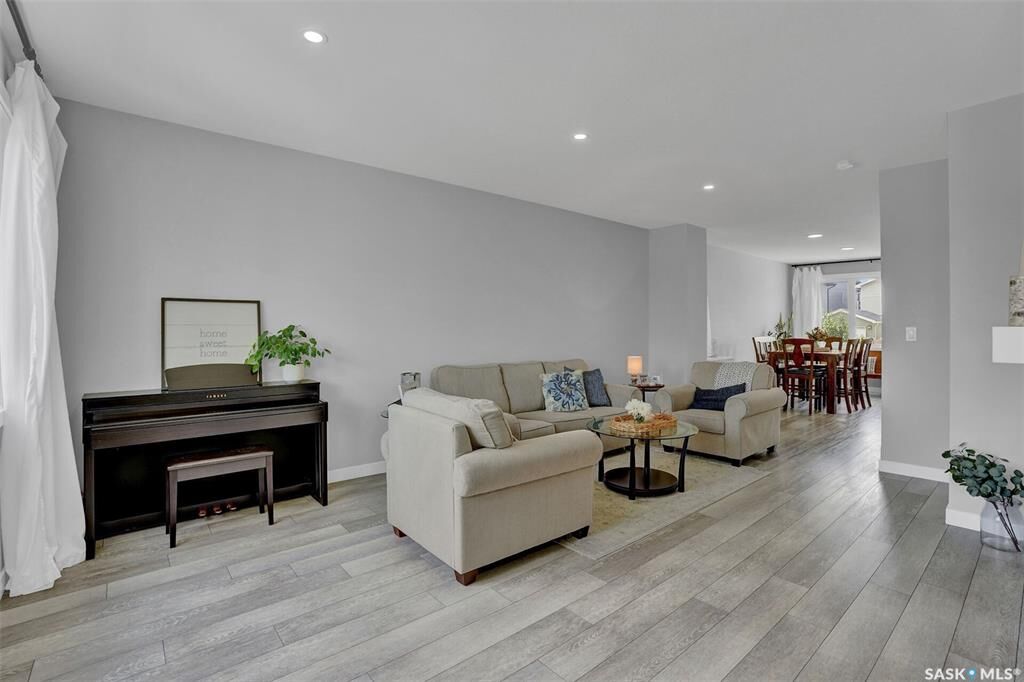 Property Photo: 7945 Flax Avenue SK S4Y 0E6