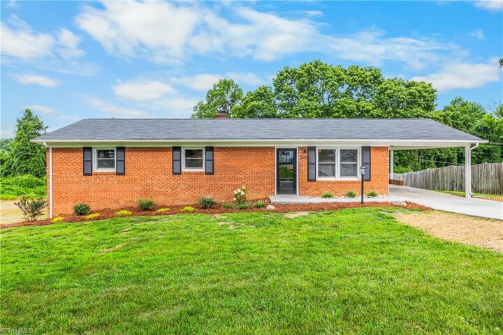 Property Photo: 220 Kerner Knolls Drive NC 27284