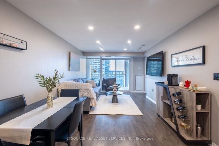 Property Photo:  125 Western Battery Road 1109  ON M6K 3R8 