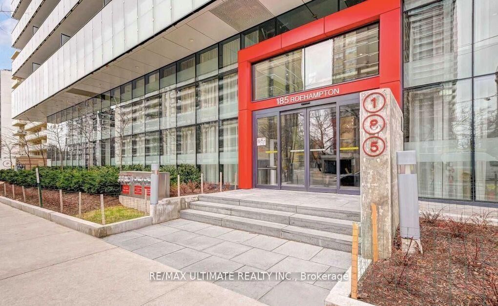 Property Photo:  185 Roehampton Avenue 1902  ON M4P 1R4 