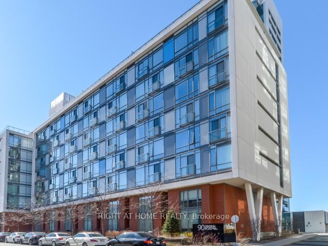 Property Photo: 90 Stadium Road 823 ON M5V 3W5