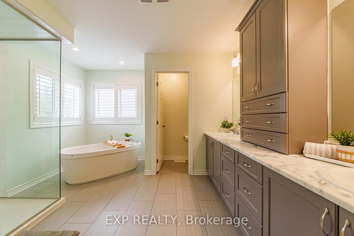 Property Photo: 840 Stallion Crescent ON K2S 0Y6