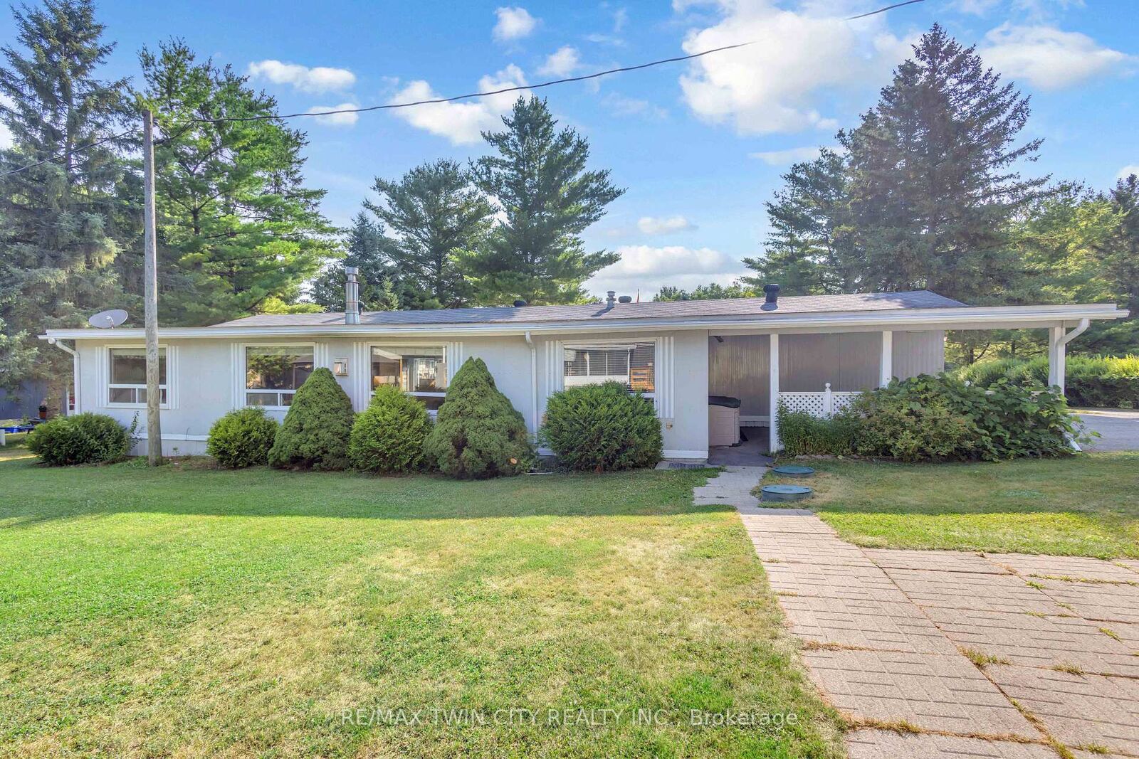 Property Photo: 673 Brant Waterloo Road 505 ON N0B 1E0