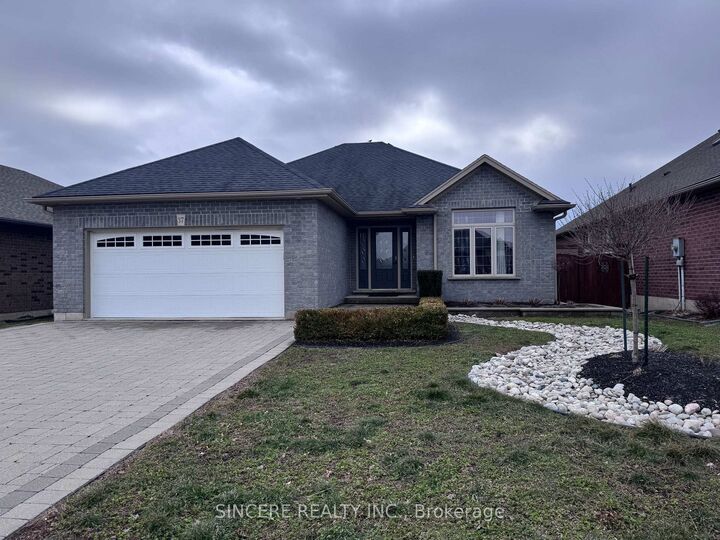 Property Photo: 37 Galinee Trail ON N0A 1N9