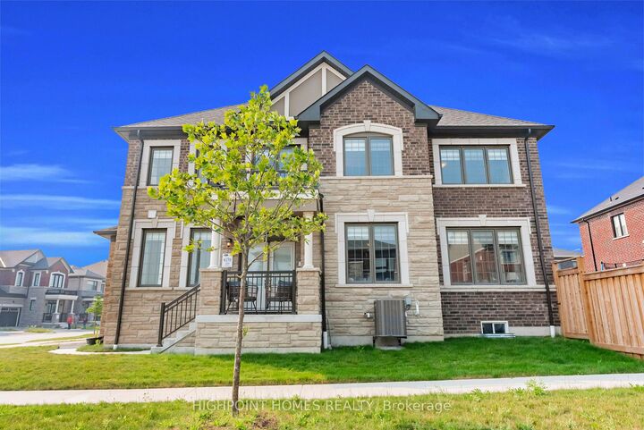 Property Photo: 3274 Turnstone Boulevard ON L1X 0N2