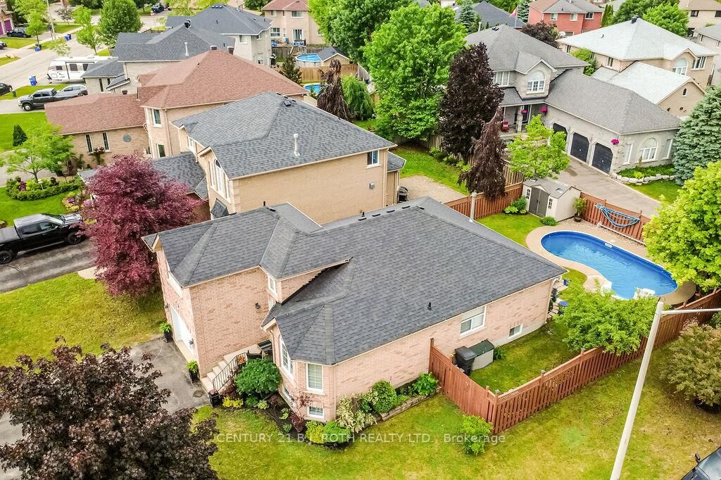 Property Photo: 30 McAvoy Drive ON L4N 0P8