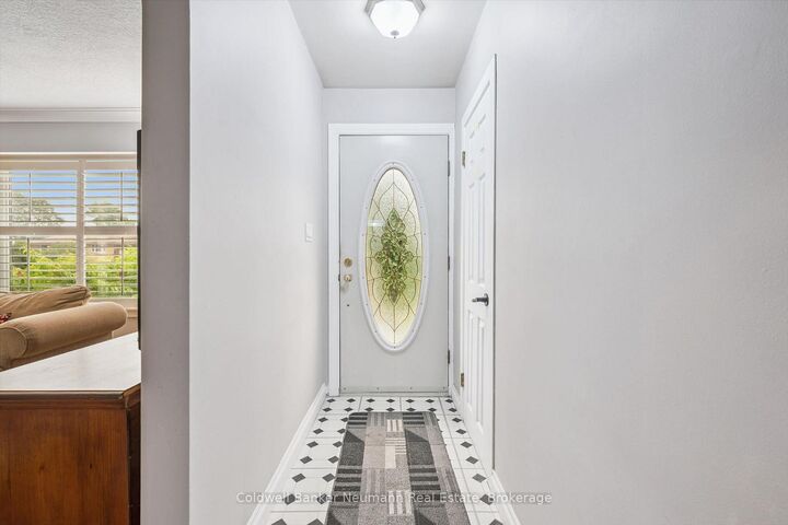 Property Photo: 195 Victoria Road N ON N1E 5H6