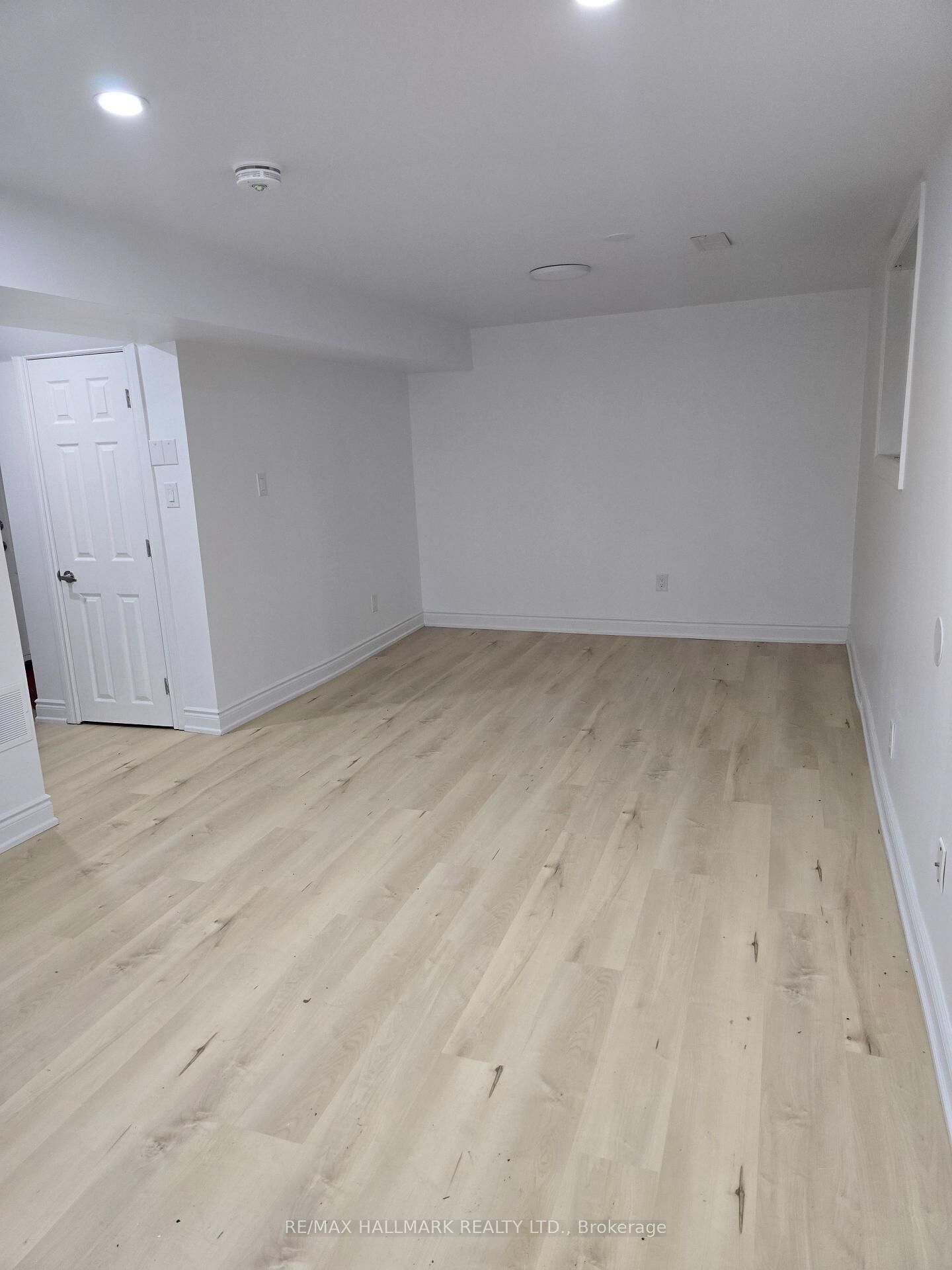 Property Photo: 262 Lupin Drive (Basement) ON L1N 1Y1
