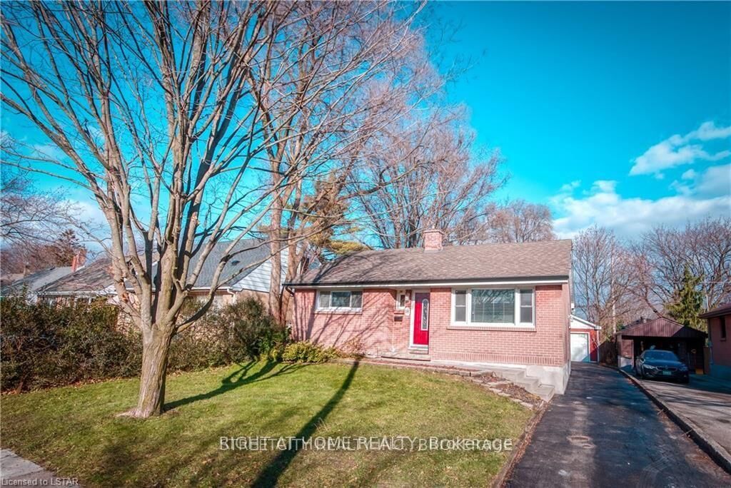 Property Photo:  14 Graham Crescent  ON N5W 4L8 