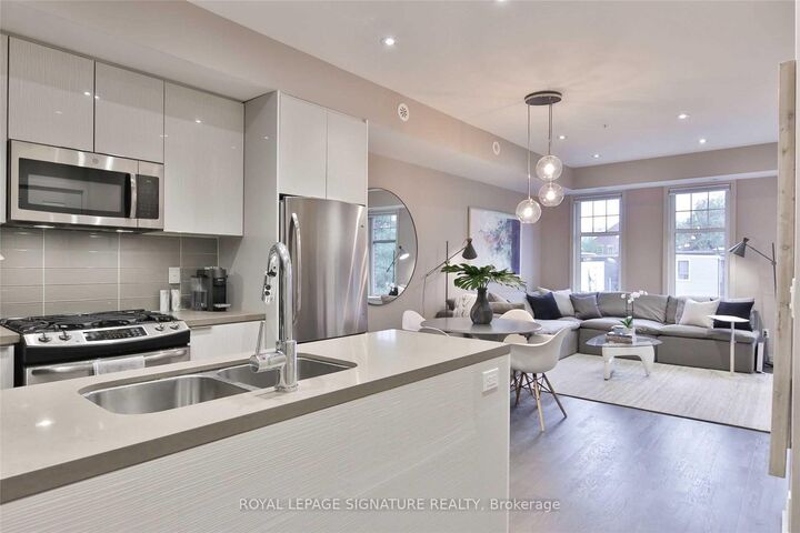 Property Photo: 140 Broadview Avenue 51 ON M4M 2G2