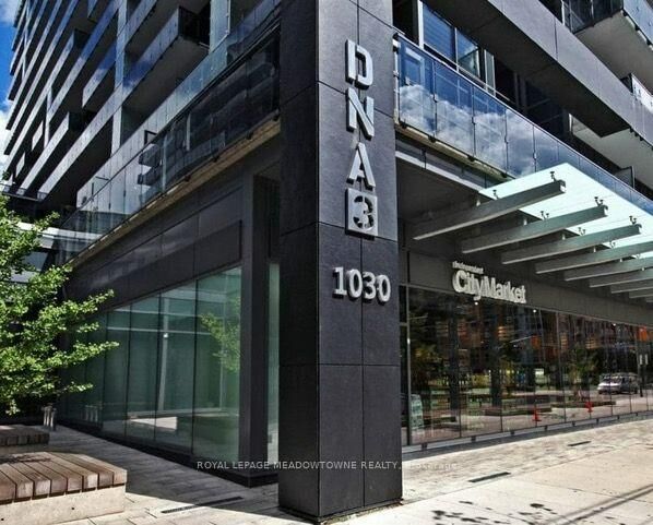 Property Photo: 1030 King Street W 303 ON M6K 0B4