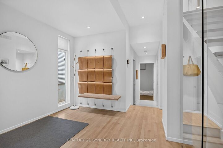 Photo de la propriété:  24 Stonehurst Avenue  ON K1Y 1R4 