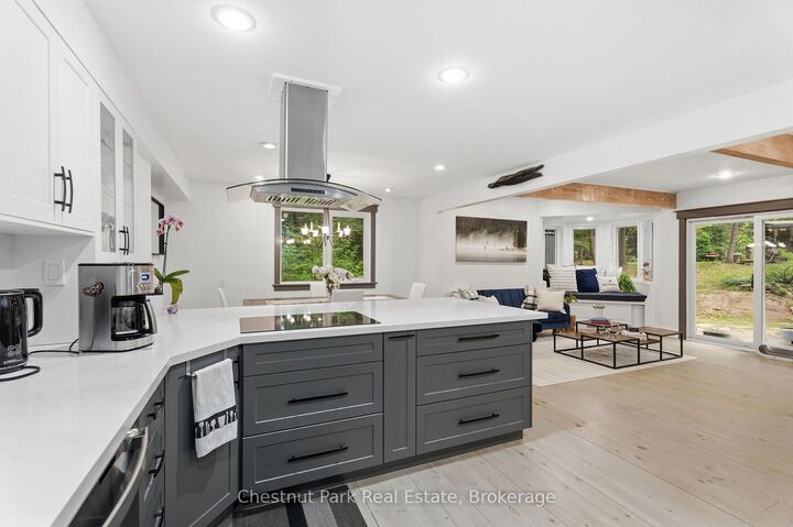 Property Photo: 647 Lynx Lake Road ON P1H 2J3