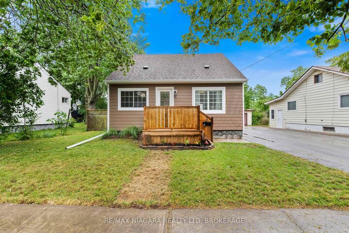 Property Photo: 3 Osborne Street ON L2A 3X8