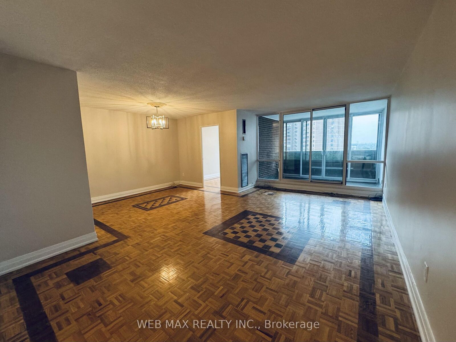 Property Photo:  625 The West Mall N/A 604  ON M9C 4W9 