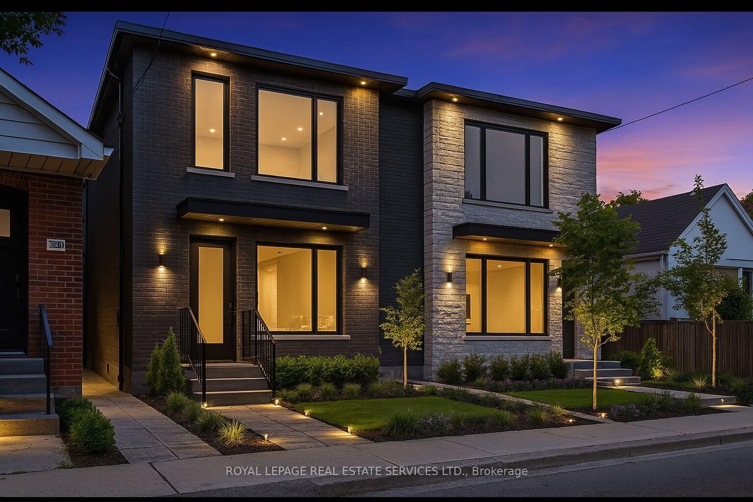 Property Photo: 326 Lawrence Avenue W ON M5M 1B4