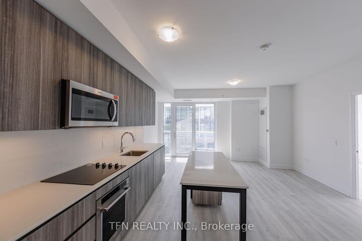Property Photo:  15 Richardson Street 1318  ON M5A 0Y5 